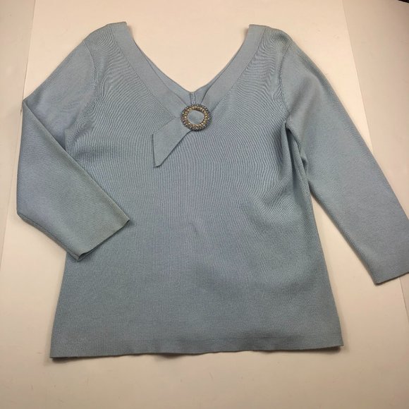 Liz Clairborne Light Blue V-Neck Knit Sweater w a Brooch Comfy Classic Glamcore - Picture 2 of 8